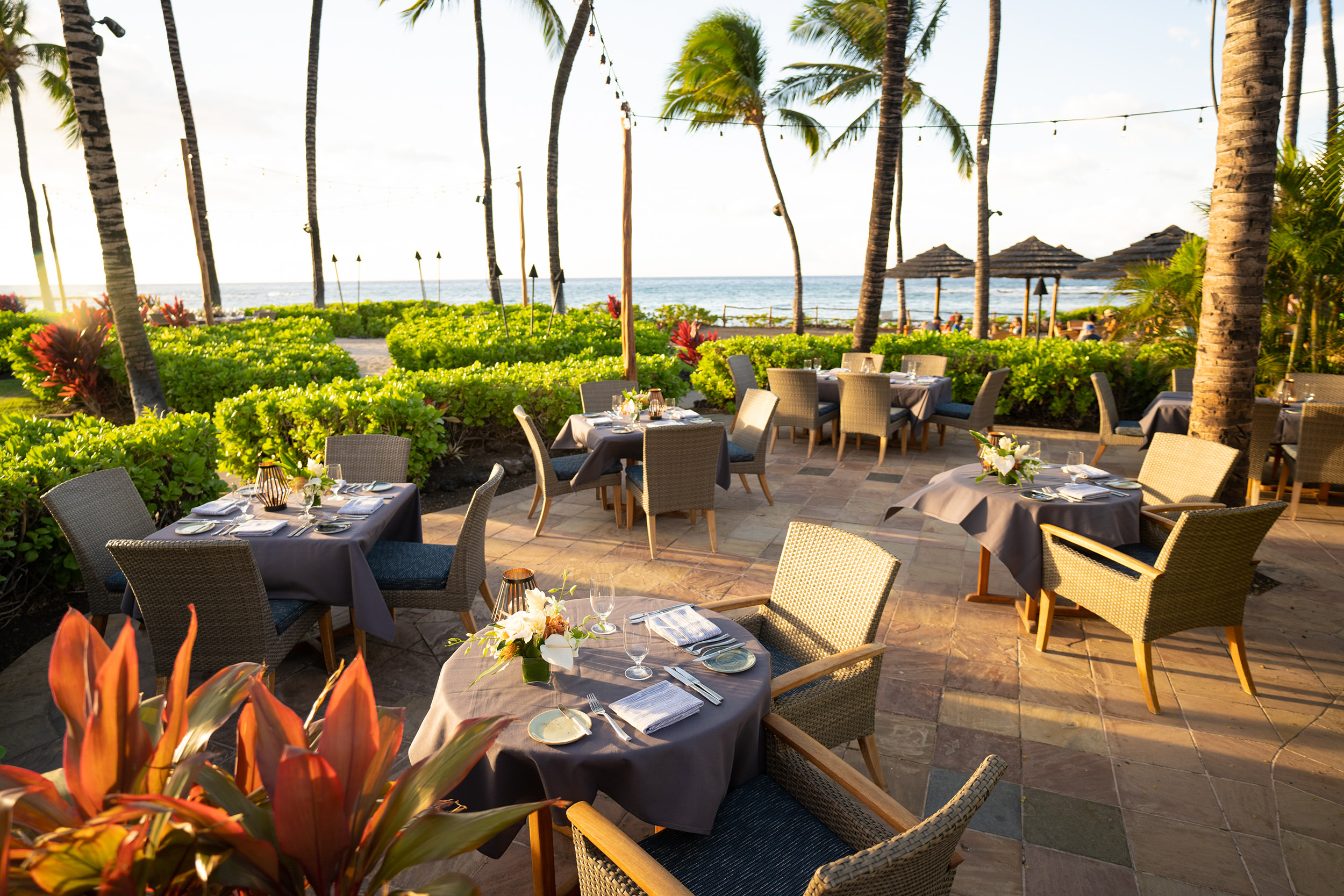 Brown’s Beach House | Dining | Fairmont Orchid Hawaii